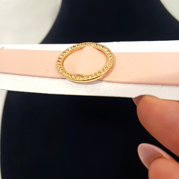 Pink Leatherette Crystal Circle Pendent Choker Necklace - One Size Fits Most - Picture 11 of 11